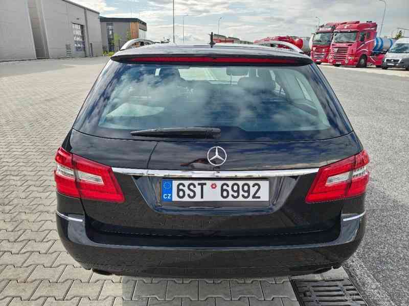 Mercedes-Benz Třídy E E350 CGI - foto 7