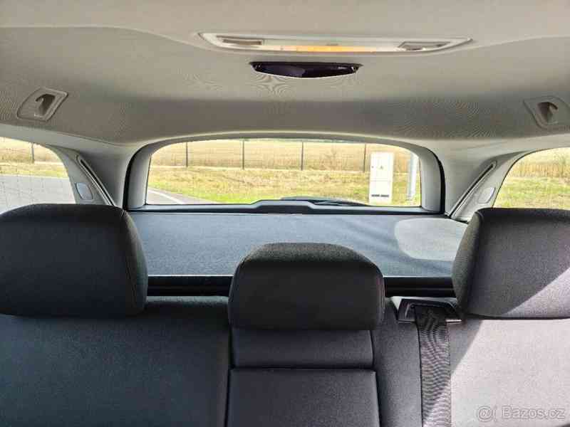 Mercedes-Benz Třídy E E350 CGI - foto 17