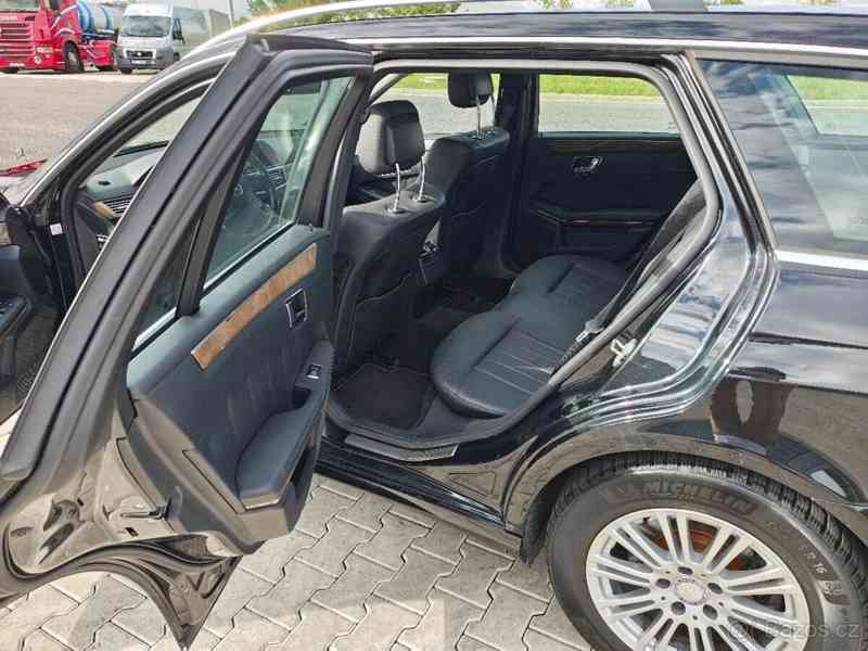 Mercedes-Benz Třídy E E350 CGI - foto 14