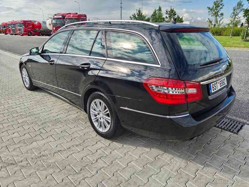 Mercedes-Benz Třídy E E350 CGI - foto 8
