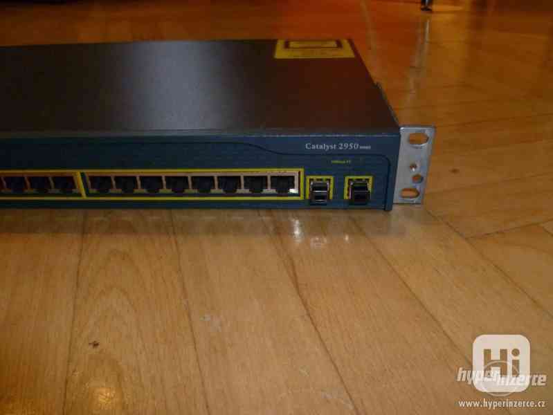 Cisco switch Catalyst C2950C 24-portový WS-C2950C-24 - foto 4