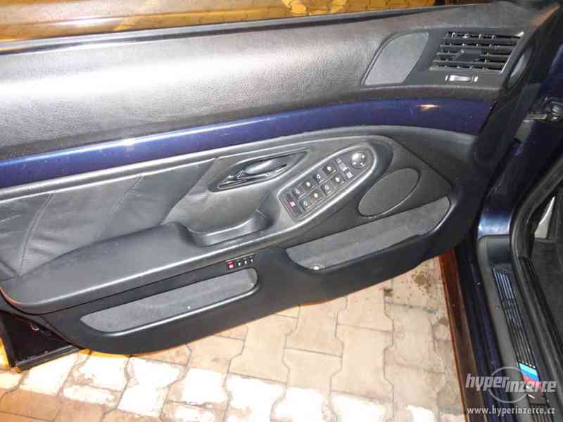 BMW 530d M-Packet-TV-NAVI-ALU-KŮŽE-XENONY-NEZAV.TOPENÍ - foto 9