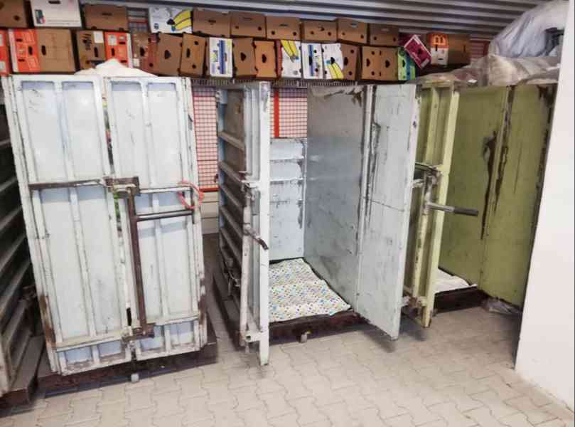 Paketovací lis PRAGO METAL 5 tun + 4x kontejner - foto 9