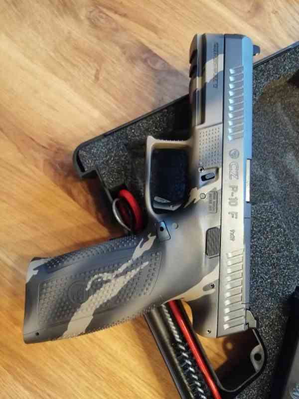 Prodám pistoli CZ P-10F 9mm Luger. Naprosto nová, nepoužitá - foto 3