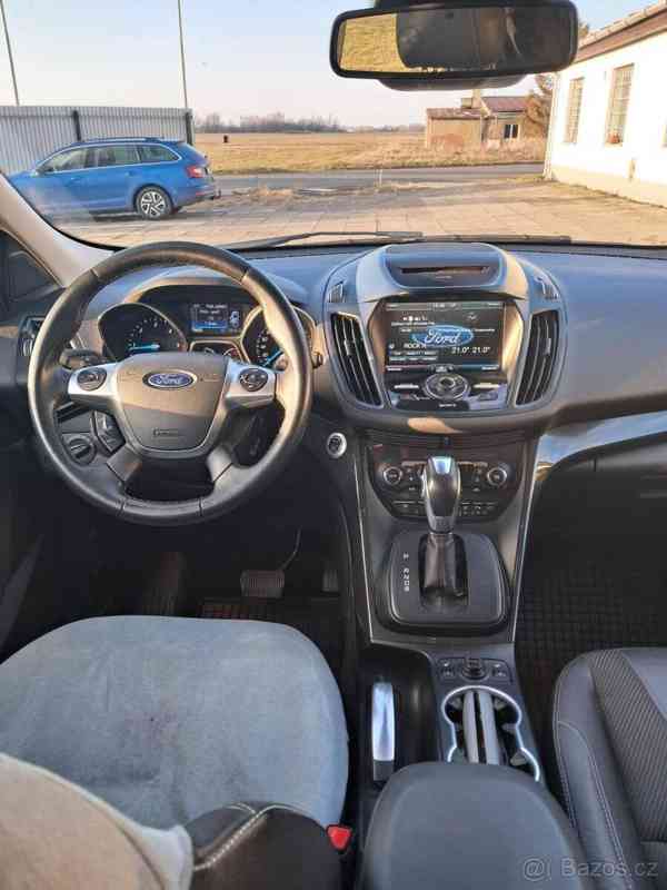 Ford Kuga 2,0 ST-Line  TDCi AWD 132kW PowerShift - foto 9