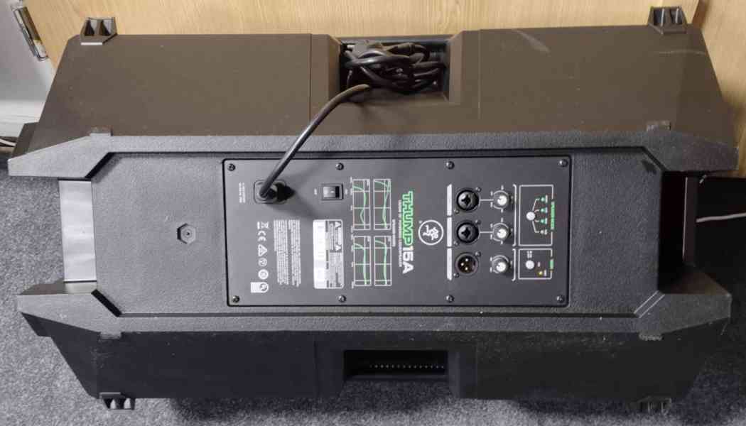 Aktivní reprobox s Mixem - MACKIE Thump 15 A 650/1300W - foto 2