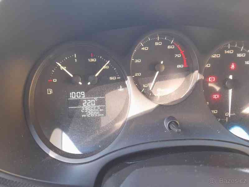 Seat Leon TSI, 92kW, r.v 2010, 235 662km - foto 3
