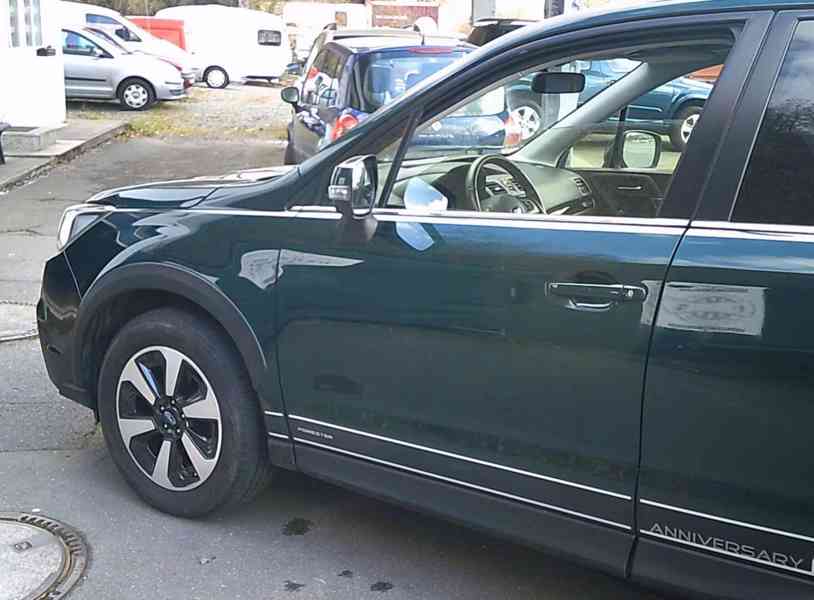 Subaru Forester 2,0i Exclusive 20th Anniversary benzín 110kw - foto 4