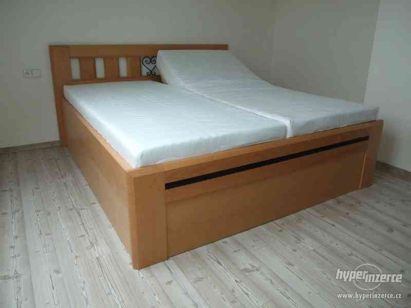 Nová masivní buková 4 cm postel, kované doplňky, Smontuji - foto 5