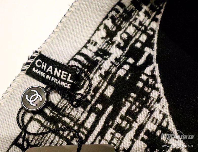 Nový šátek Chanel 180 x 70 cm - foto 2