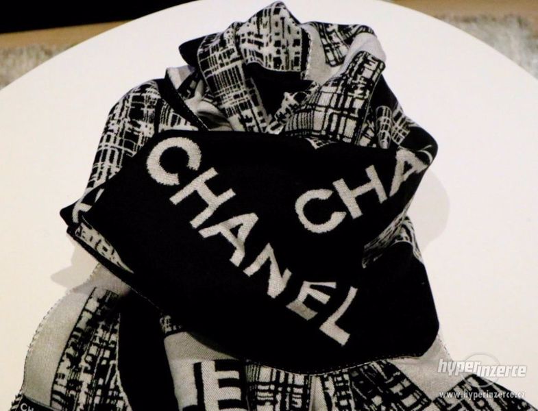 Nový šátek Chanel 180 x 70 cm - foto 3