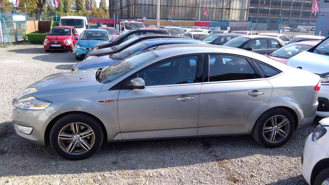 FORD Mondeo 2,0TDCi Titanium  ČR  103kw - foto 29