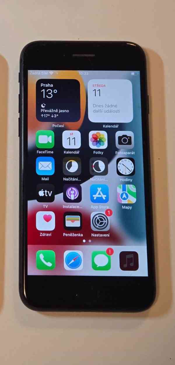 Mobilní dotykový telefon iPhone 7 32GB - foto 1