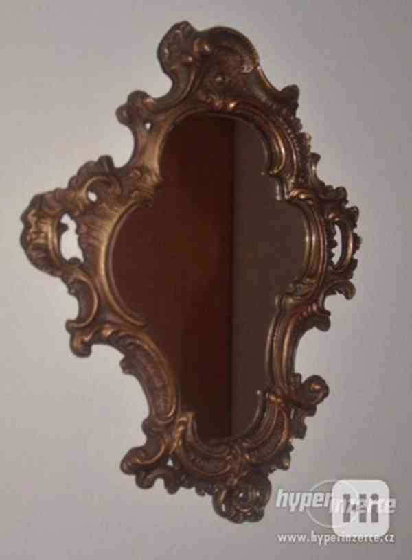 Zrcadlo v barokním bronzovém rámečku - foto 3