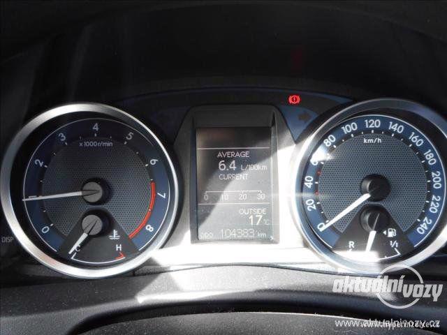Toyota Auris 1.6, benzín,  2013 - foto 2