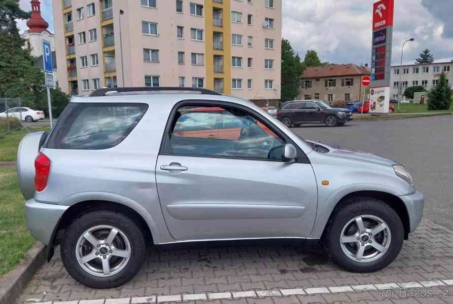 Toyota RAV4 2,0 44 - foto 2