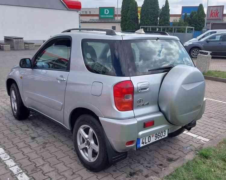 Toyota RAV4 2,0 44 - foto 6