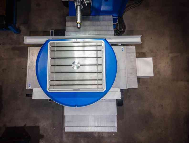 TOS Varnsdorf WH 10 CNC vodorovná vyvrtávačka stolová - foto 3