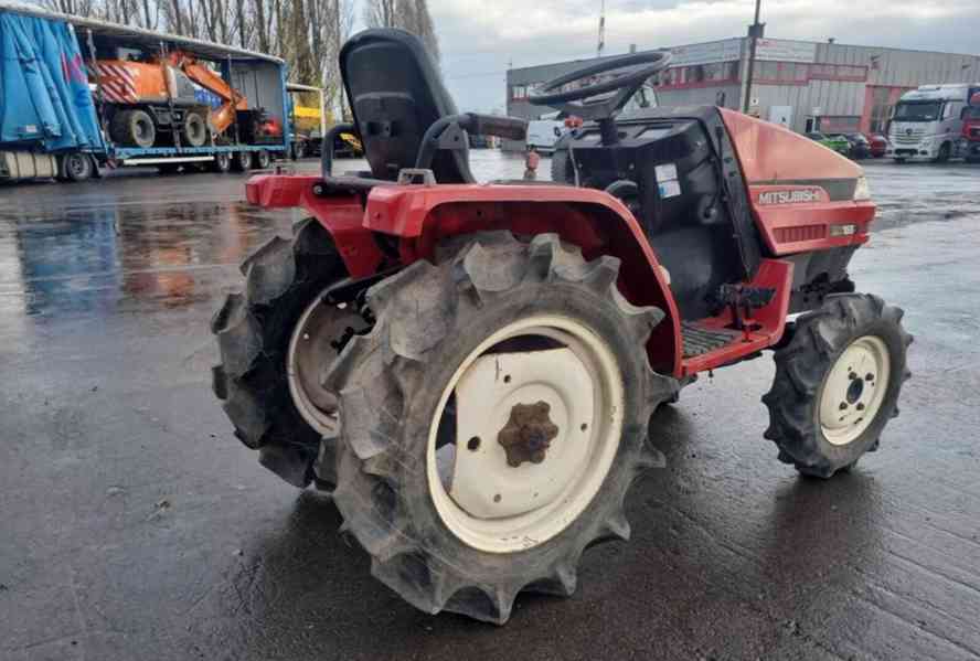 Traktor Mitsubishi MT155 - foto 5