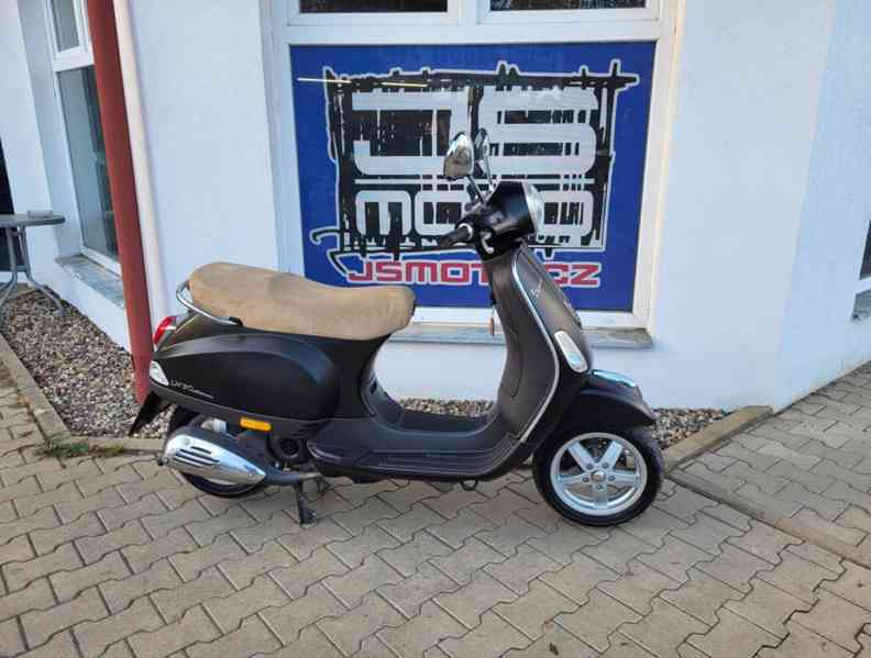 Vespa LX 50 4t - foto 2