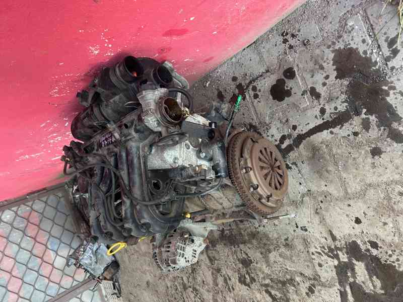 Motor 1,2i Renault 43KW D7F Clio Twingo Kompletní - foto 3