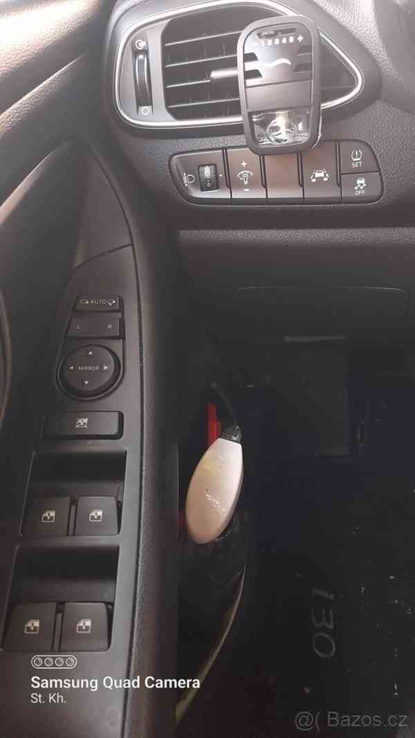 Hyundai i30 r.v. 2020 - foto 8