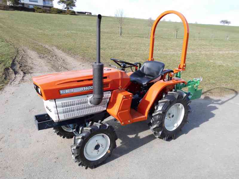 Traktor Kubota B1400 - foto 2