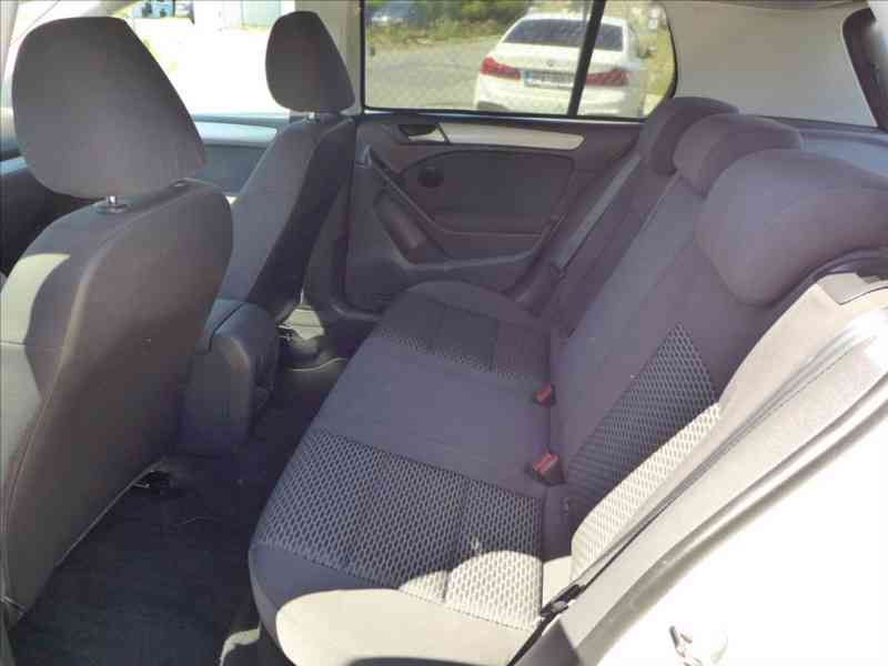 Volkswagen Golf 1,6 TDI KLIMA, BEZ KOROZE - foto 6