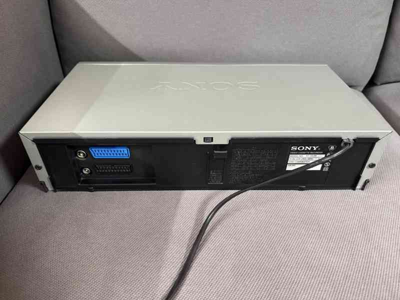 VHS videorekordér SONY SLV-SE630 - HIFI stereo, 6 hlav - foto 4