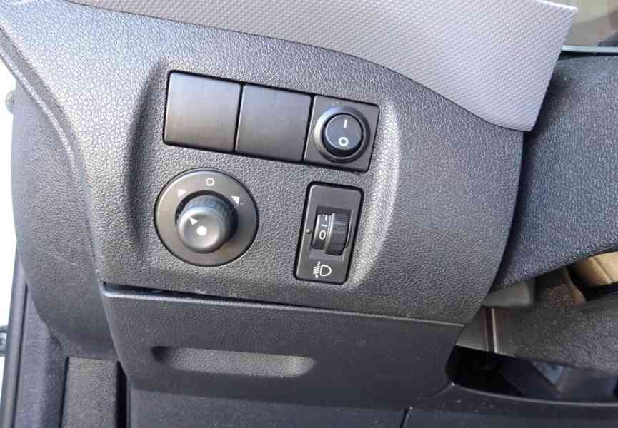 Citroen Berlingo 1.6 HDI Long r.v.2014 (66 kw) ČR (DPH) - foto 11