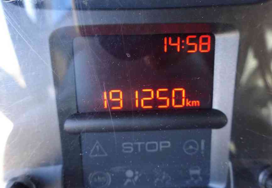 Citroen Berlingo 1.6 HDI Long r.v.2014 (66 kw) ČR (DPH) - foto 7