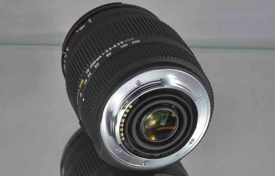 pro Sony A- Sigma DC 18-200mm 1:3.5-6.3 HSM II* - foto 5