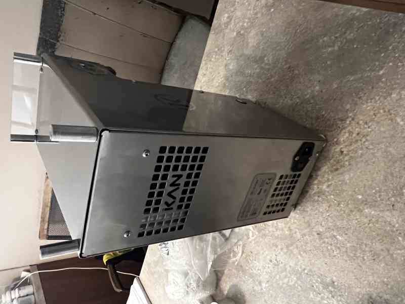 Víčkovací stroj - foto 4