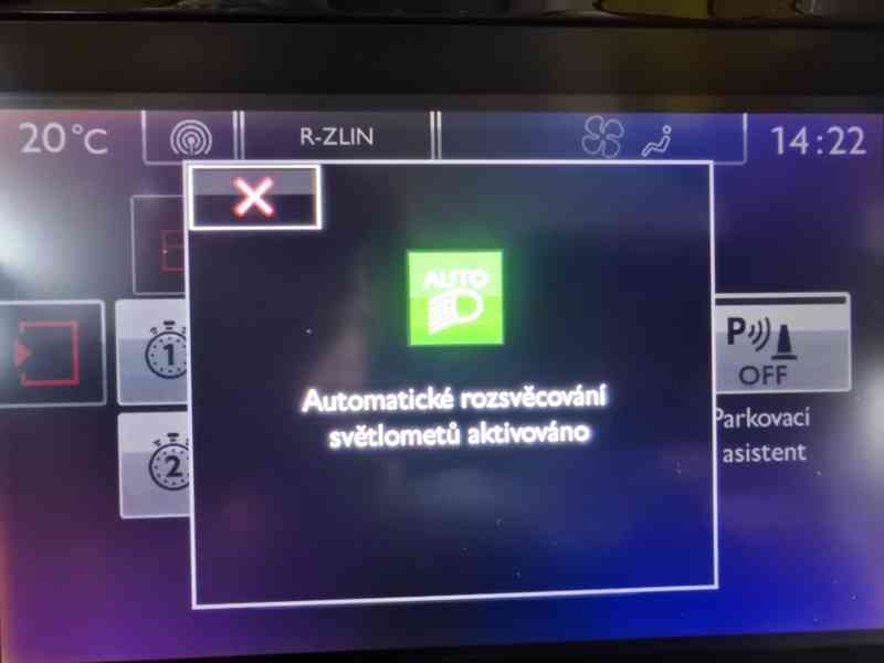 Citroën C4 Cactus 1.2i 60kw/NAVI/Kamera/1MAJ - foto 24