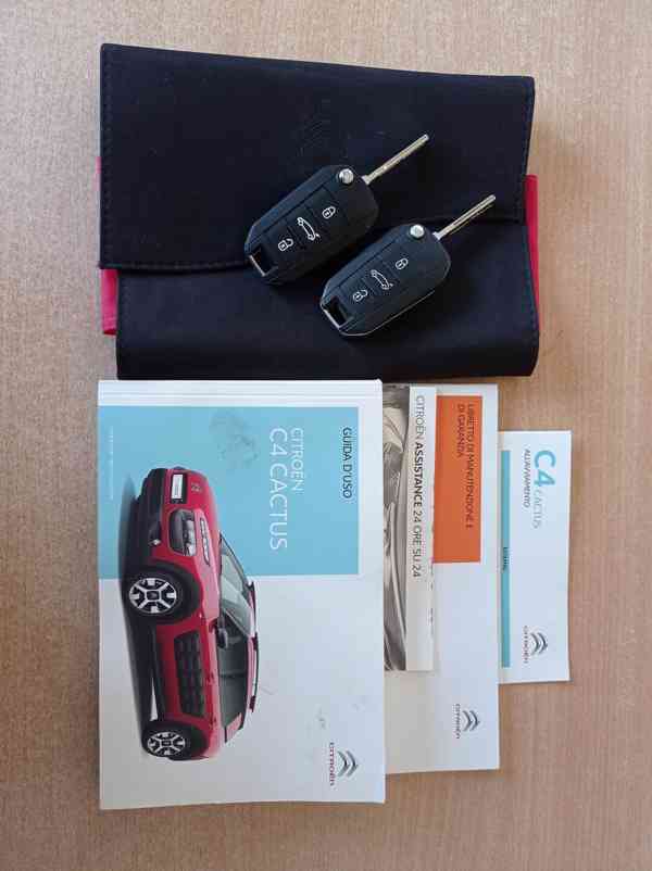 Citroën C4 Cactus 1.2i 60kw/NAVI/Kamera/1MAJ - foto 37