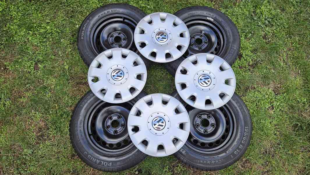 VW Golf zimní pneumatiky 195/65R15 disky 6Jx15 5x112 ET43  - foto 4