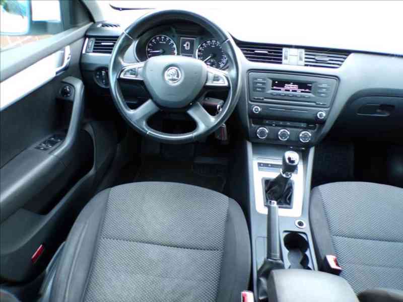 Škoda Octavia 2,0 TDI-110KW TAŽNÉ ZAŘÍZENÍ - foto 5