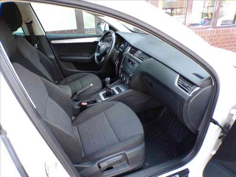 Škoda Octavia 2,0 TDI-110KW TAŽNÉ ZAŘÍZENÍ - foto 12