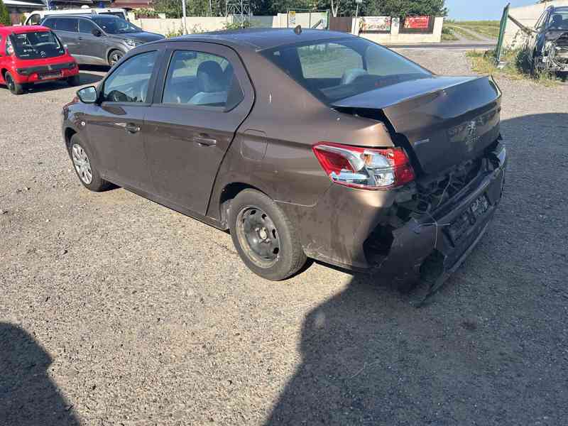 Peugeot 301 1,2 VTI 60KW rok 2016 prodám díly - foto 4