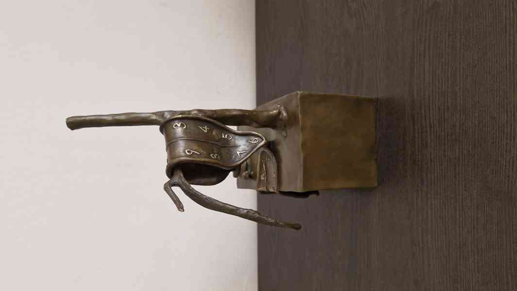Dali  - Tekoucí hodiny 2 - bronz  - foto 3