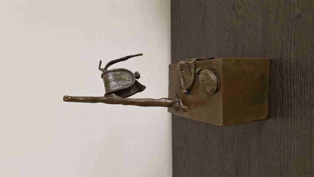 Dali  - Tekoucí hodiny 2 - bronz  - foto 4