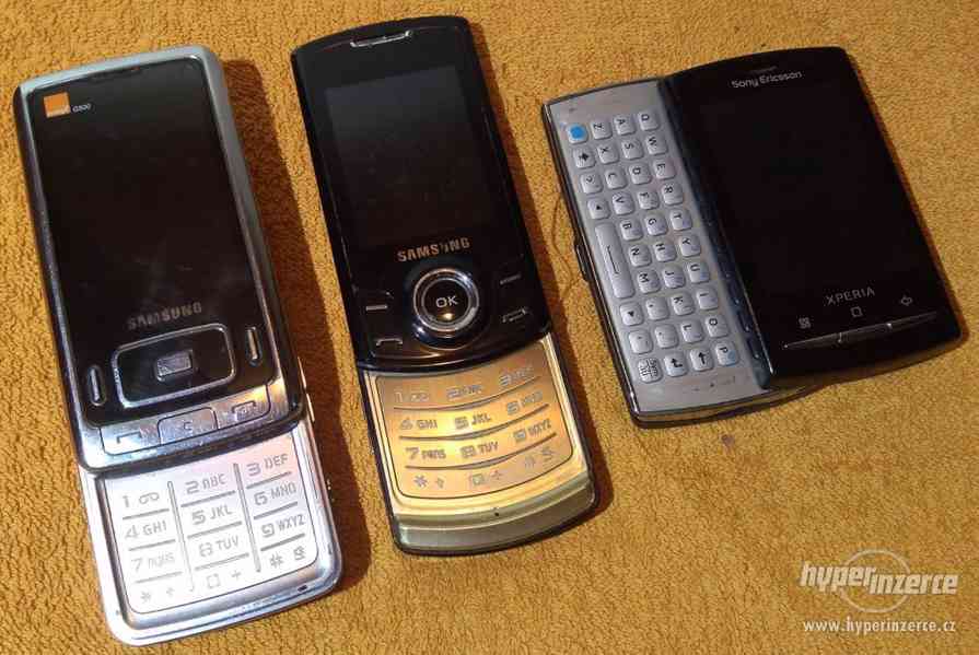 Samsung G800 +Samsung S5200 +Sony E. U20i -k opravě!!! - foto 1