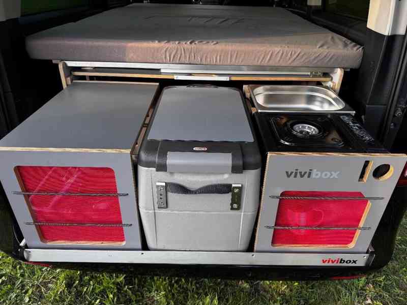 Mercedes-Benz Třídy V - kemping - foto 17