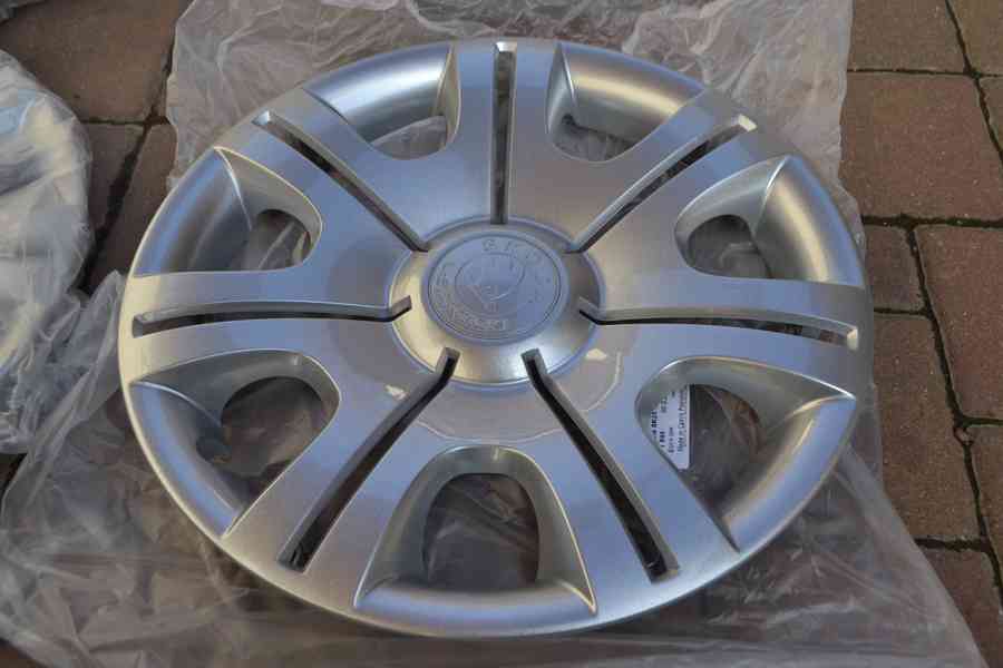 Sada – 4ks NOVÉ kryty kol -poklice ORIGINAL ŠKODA R14. - foto 2