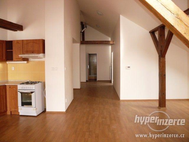 Ateliér č. 2-studio-byt - Praha 2 - Lublaňská ulice - foto 14