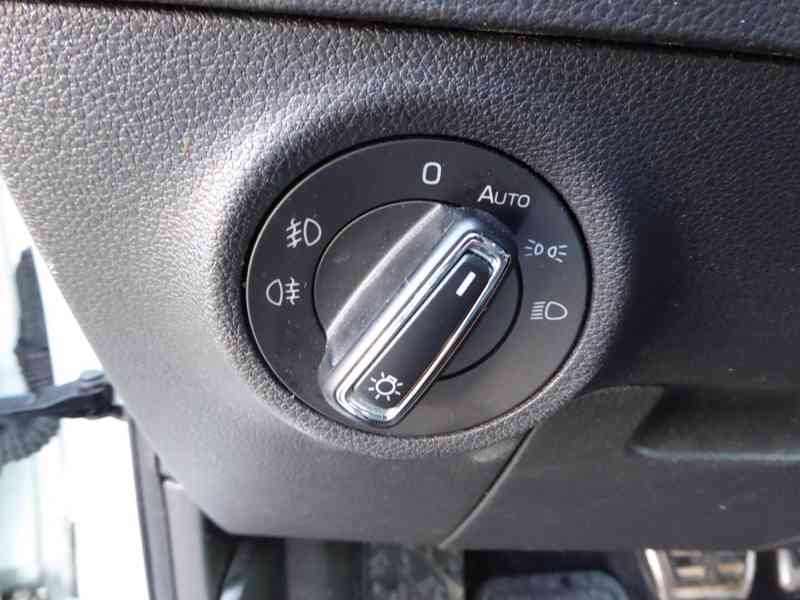 ŠKODA Karoq Style 2,0 TDI 110 kW 4x4 DSG, 3063 - foto 18