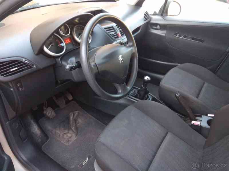 Peugeot 207, 1.4, najeto 74250 Km - foto 6