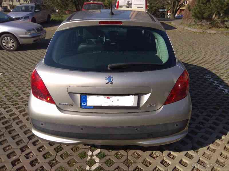 Peugeot 207, 1.4, najeto 74250 Km - foto 4