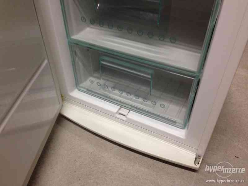 Kombinovaná lednice s mrazničkou Elektrolux - foto 10