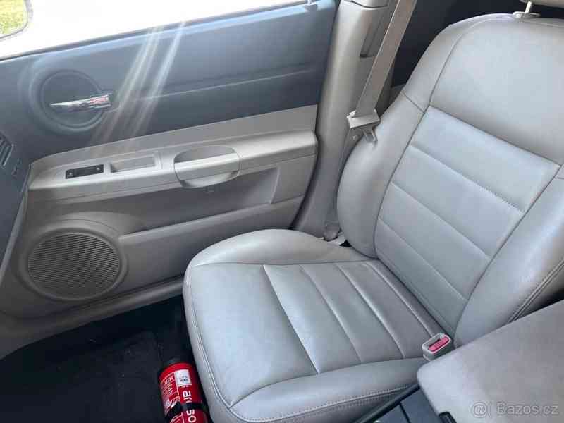 Dodge Magnum r/t V8 5,7L (na opravu/díly) - foto 13